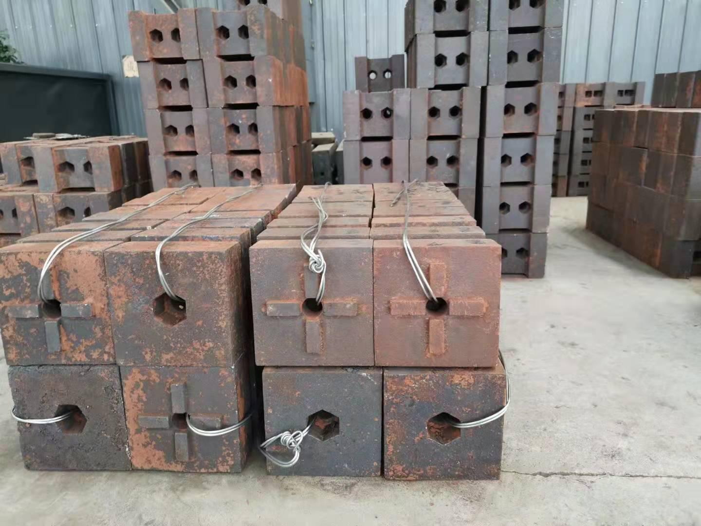 立軸式破碎機(jī)錘頭